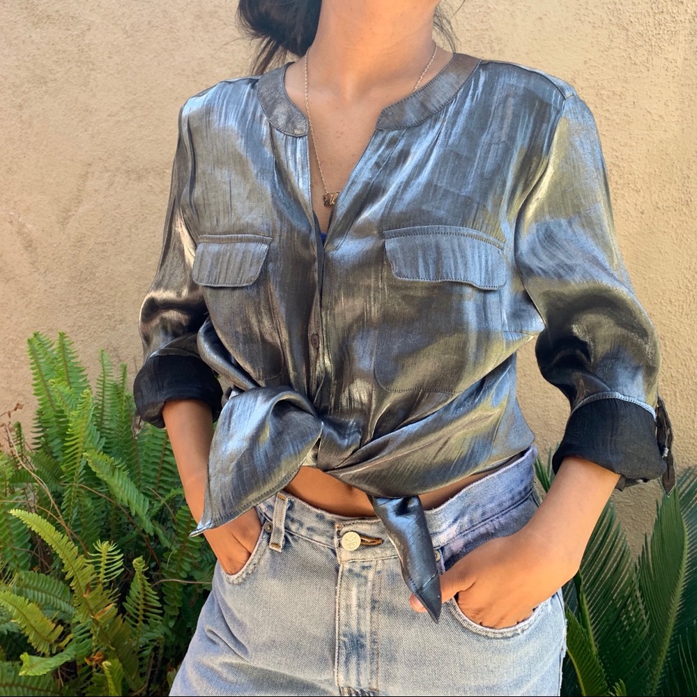 Button up - Picture 2 of 2